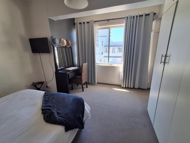 2 Bedroom Property for Sale in Sea Point Western Cape